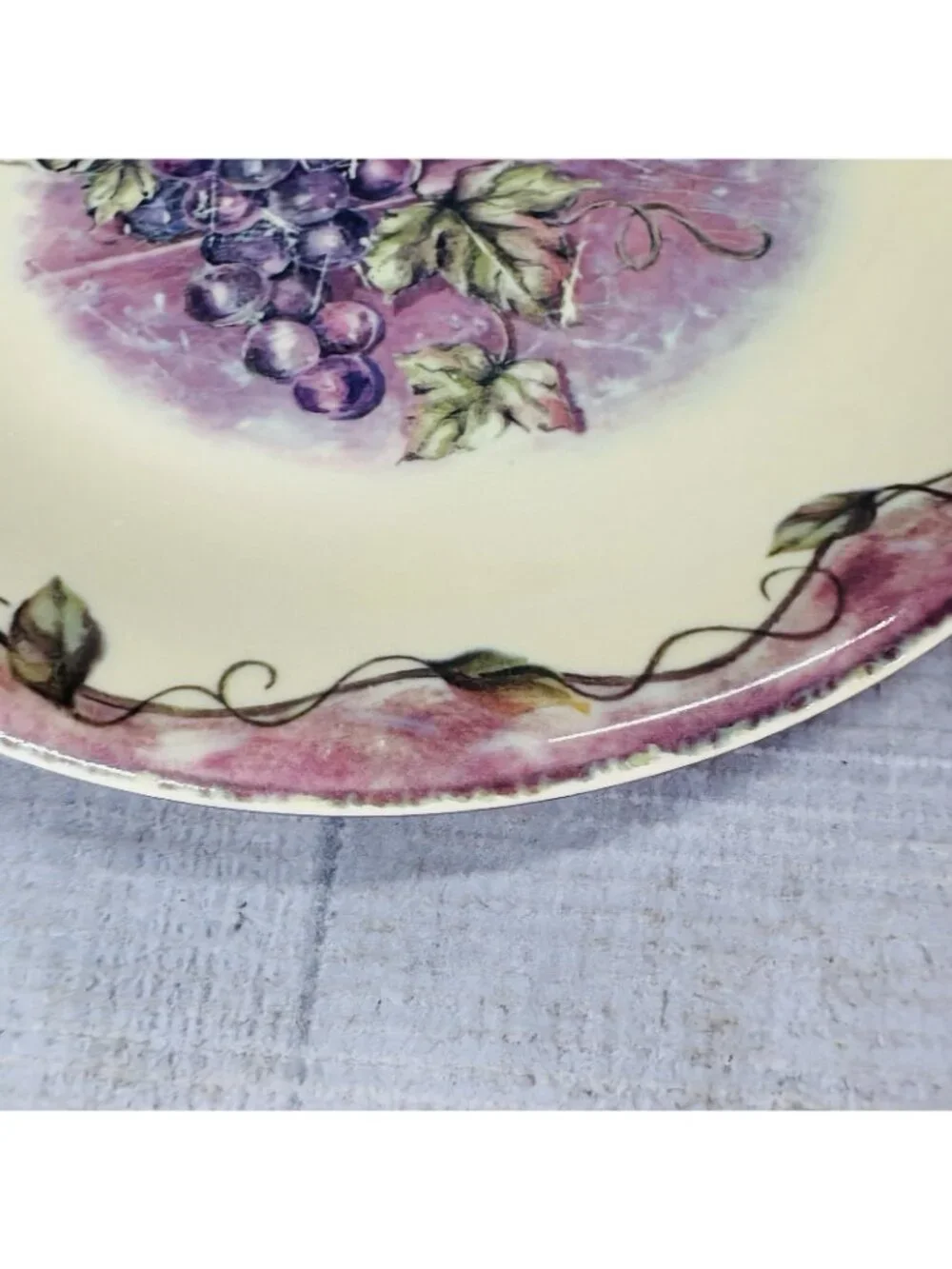 JC Penny Home Collection FRUIT MULTI Purple Melamine Salad Lunch Plates Set of 4